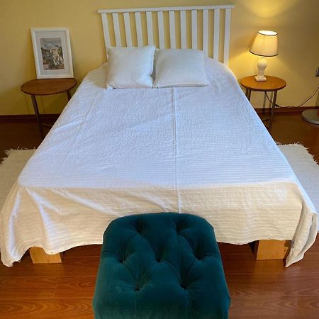 Cosy Bedroom For 2 With Balcony In A Family Villa Turnu Măgurele المظهر الخارجي الصورة