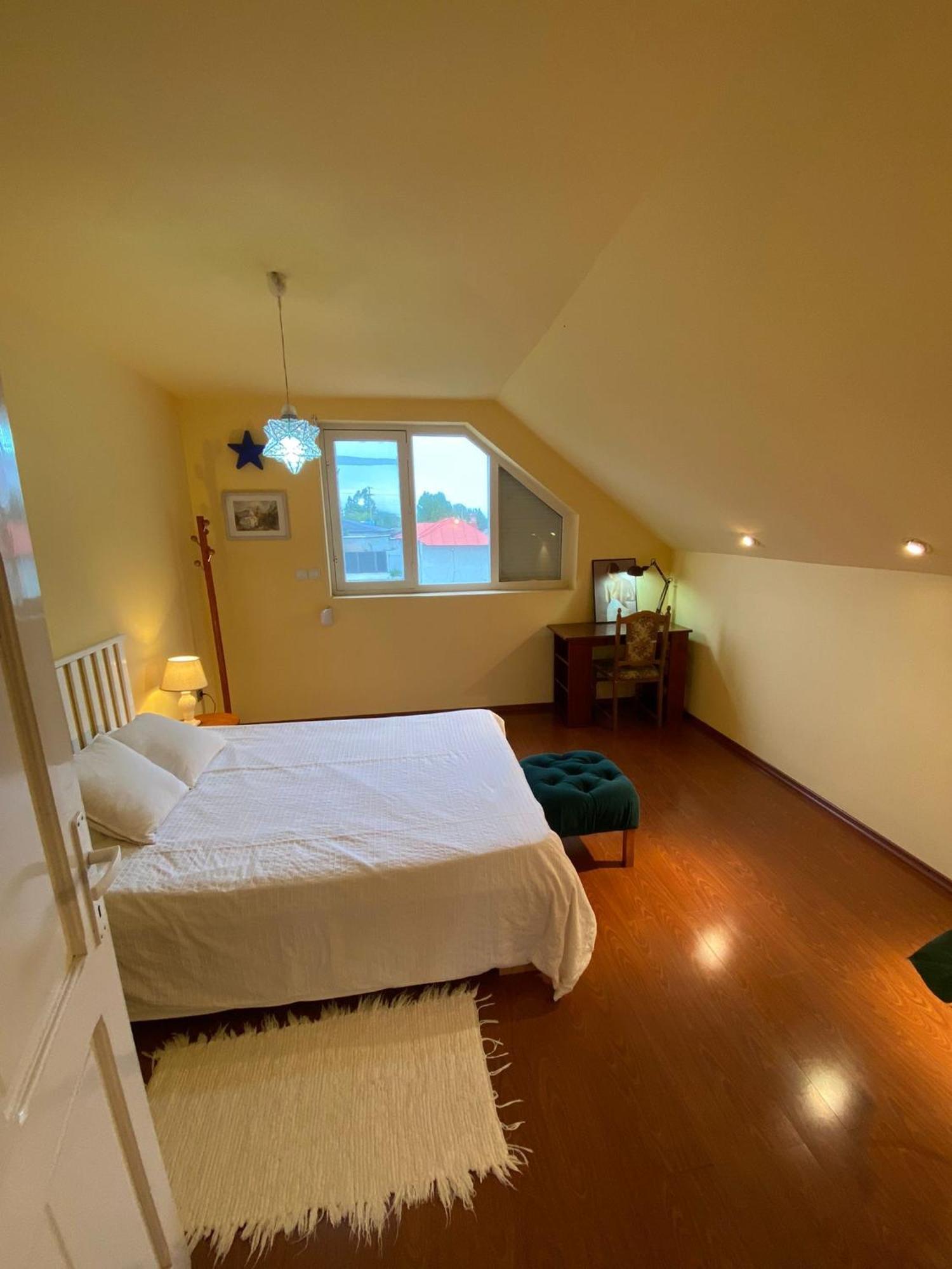 Cosy Bedroom For 2 With Balcony In A Family Villa Turnu Măgurele المظهر الخارجي الصورة
