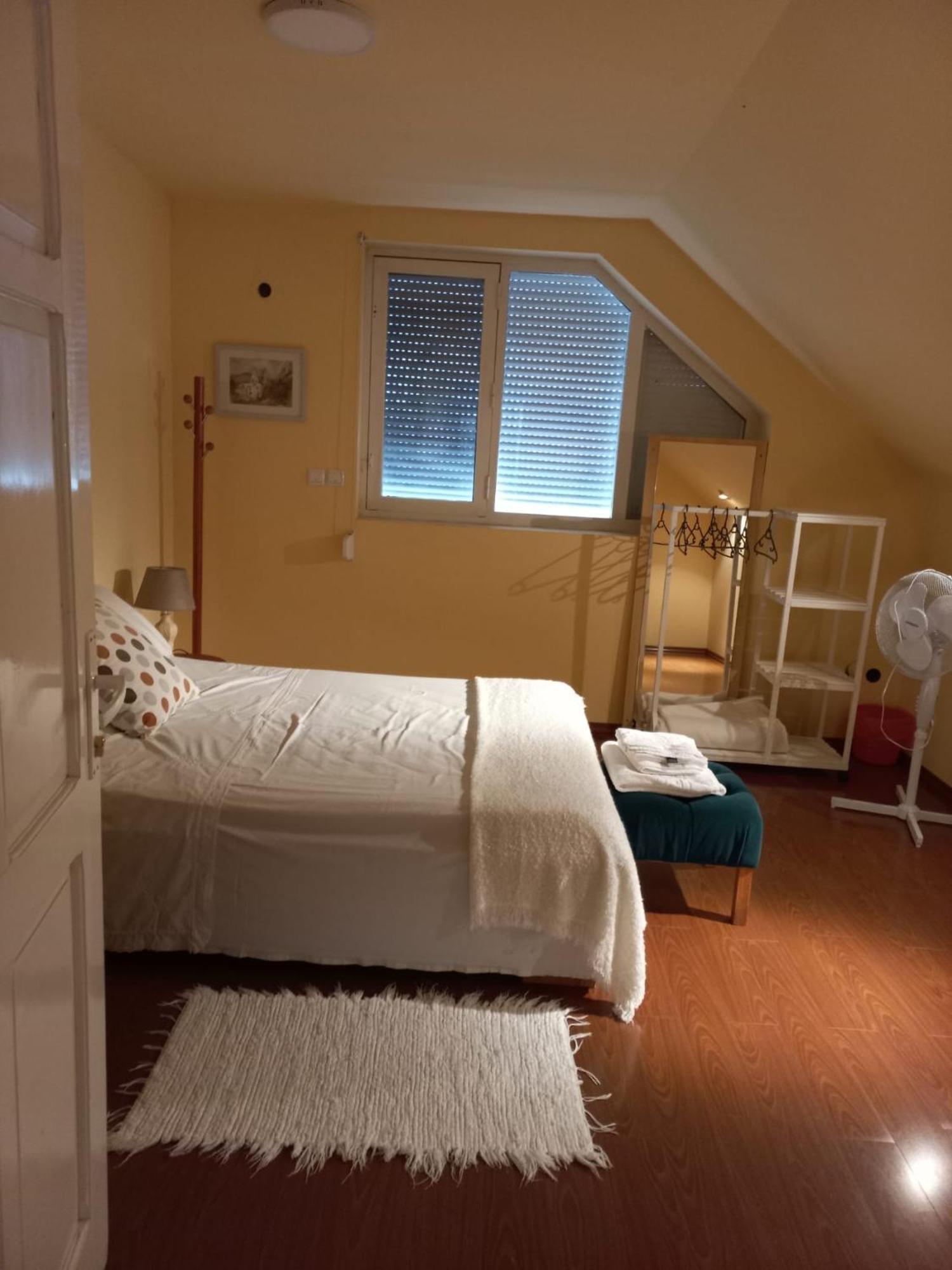 Cosy Bedroom For 2 With Balcony In A Family Villa Turnu Măgurele المظهر الخارجي الصورة